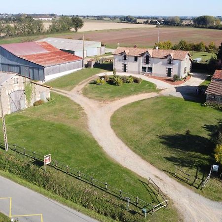 Bed and Breakfast A La Haute Bouillere Chavagnes-les-Redoux Экстерьер фото